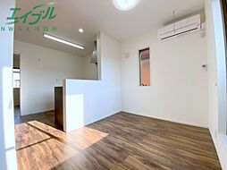 ＡＤＡＮ四日市 2階1LDKのリビング/ダイニング