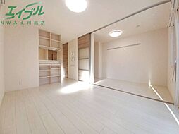 ラウレ松原 1階1LDKのリビング/ダイニング