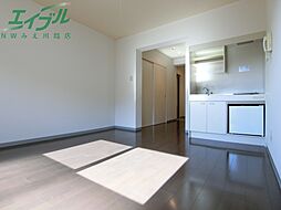 ラフレシール山城 3階ワンルームのリビング/ダイニング