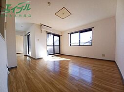 オーロラ 2階1LDKのリビング/ダイニング