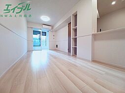 クレイル 1階1LDKのリビング/ダイニング