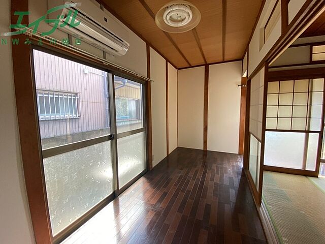室内