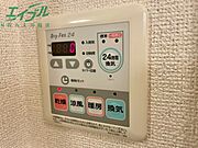同型参考写真です