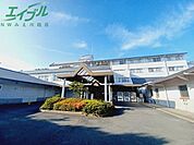 医療法人 富田浜病院 2000m