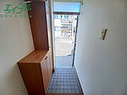 同型参考写真です。