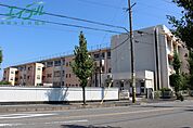 桑名市立日進小学校 436m