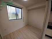 別部屋反転画像参考