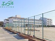 川越町立川越南小学校 768m