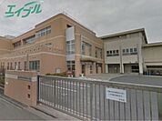 四日市市立中部西小学校 1648m