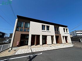 ルナ　ルーチェ  ｜ 三重県四日市市赤堀2丁目（賃貸アパート1R・2階・37.62㎡） その1