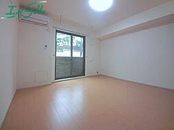 メゾン　プロムナード 1階ワンルームのリビング/ダイニング