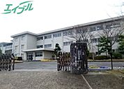 四日市市立常磐中学校 2488m
