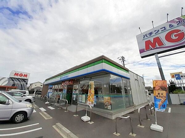 画像20:ファミリーマート　四日市富士町店
