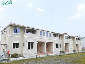 ラフォーレ川尻  ｜ 三重県四日市市川尻町（賃貸アパート1LDK・1階・50.42㎡） その1