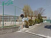四日市市立橋北中学校 737m