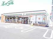 セブンイレブン四日市中央緑地前店 724m