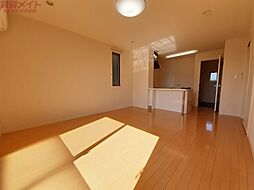 リーフガーデンハイツD棟 2階2LDKのリビング/ダイニング