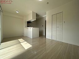 Ｎｅｗ　Ａｒｒｏｚａｌ 3階1LDKのリビング/ダイニング