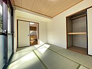 別部屋反転参考写真です