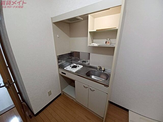 キッチン