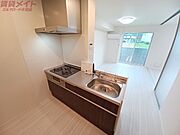 同物件同型参考写真です