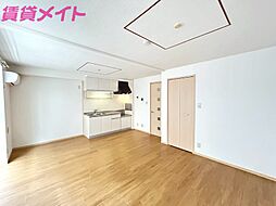 ファミール西台 2階1LDKのリビング/ダイニング