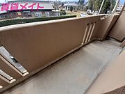 同物件の反転タイプの間取です