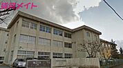 四日市市立桜中学校 1372m