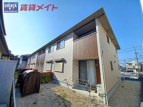 三重県鈴鹿市道伯２丁目（賃貸アパート2LDK・1階・53.00㎡） その1