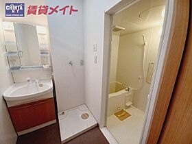 三重県鈴鹿市岡田３丁目（賃貸アパート1R・2階・30.03㎡） その11