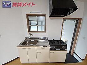 三重県鈴鹿市加佐登１丁目（賃貸アパート1R・2階・27.70㎡） その4