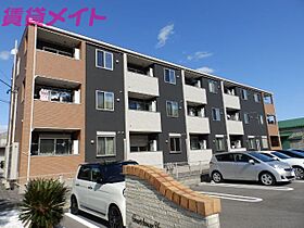 三重県鈴鹿市安塚町（賃貸アパート1LDK・3階・54.16㎡） その1