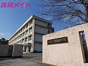 鈴鹿市立創徳中学校 1000m