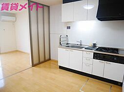 近鉄鈴鹿線 三日市駅 徒歩5分の賃貸アパート 1階2DKのリビング/ダイニング