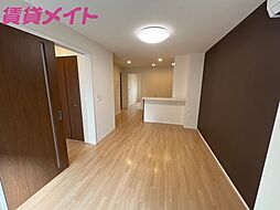 伊勢鉄道 鈴鹿サーキット稲生駅 徒歩13分の賃貸アパート 1階1LDKのリビング/ダイニング