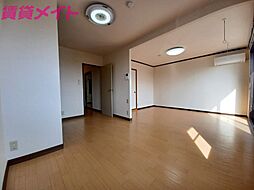 近鉄名古屋線 箕田駅 徒歩5分の賃貸アパート 1階1LDKのリビング/ダイニング