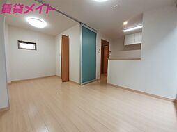 近鉄鈴鹿線 三日市駅 徒歩8分の賃貸アパート 1階1SKのリビング/ダイニング