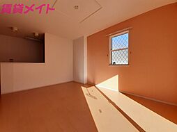 近鉄鈴鹿線 平田町駅 徒歩25分の賃貸アパート 1階1LDKのリビング/ダイニング