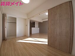 伊勢鉄道 玉垣駅 徒歩22分の賃貸マンション 2階1LDKのリビング/ダイニング