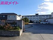 鈴鹿市立清和小学校 890m