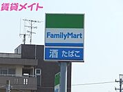 ファミリーマート 鈴鹿桜島二丁目店 500m