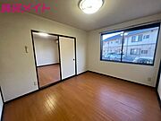 別部屋反転参考写真です