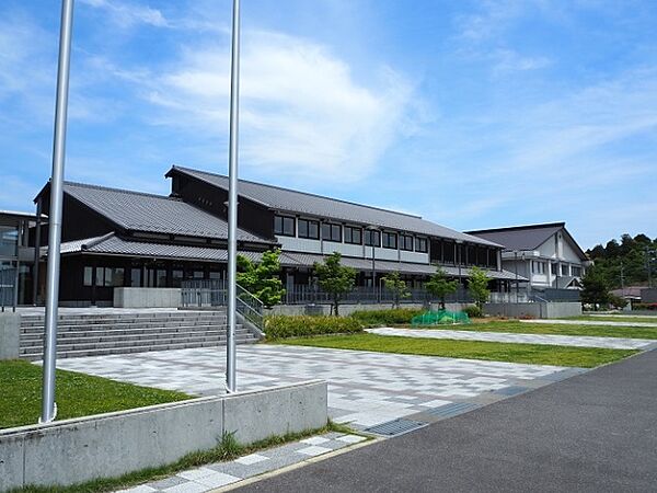 画像20:亀山市立関中学校