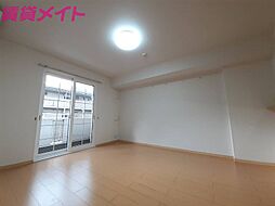 エレガント 1階ワンルームのリビング/ダイニング