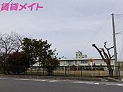 津市立芸濃小学校 1916m