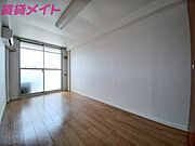 同物件別部屋のお写真です。