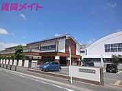 亀山市立亀山中学校 600m