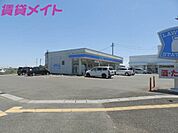 ローソン鈴鹿算所町店 681m