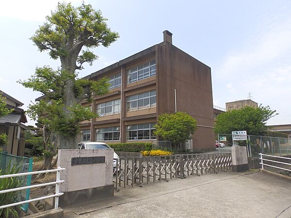 津市立栗真小学校