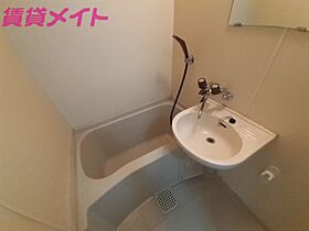 三重県津市半田（賃貸マンション1R・1階・25.00㎡） その4